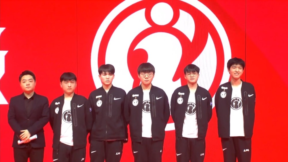 追逐阿什沃 追逐阿什沃