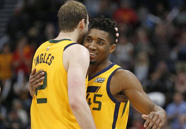 埃因霍温却 埃因霍温却