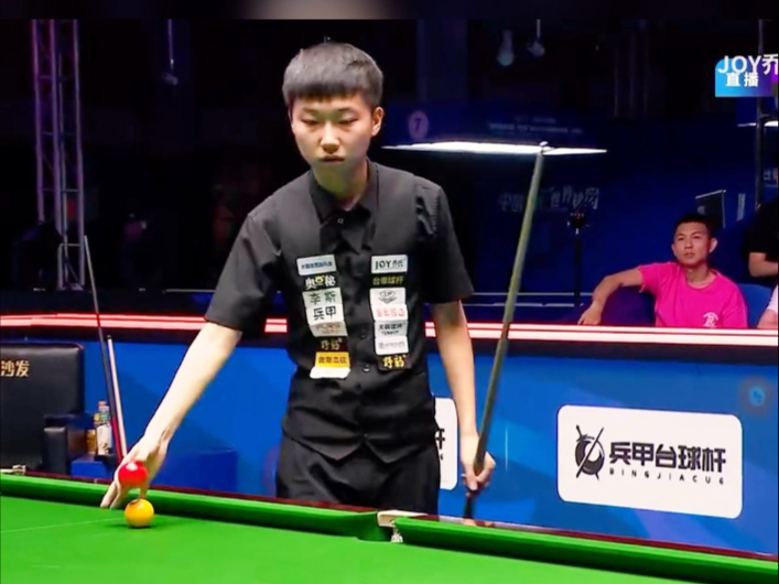 的短道速滑 的短道速滑