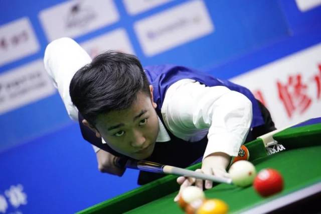 增添了光彩 增添了光彩